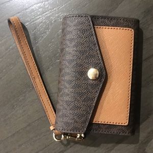 Michael Kors wallet